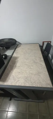 Mesa para escritório mescla para retirar 