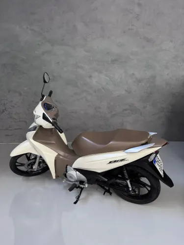 Honda Biz 125/125i Flex