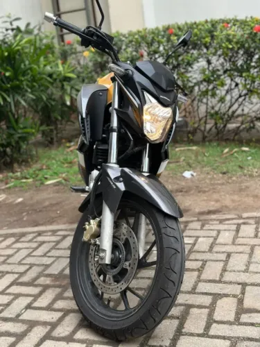 Honda Twistter 2020 - entrada + parcelas a partir de 399,85