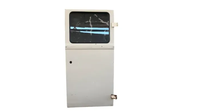 Porta traseira Kombi Clipper 1976 a 1997 completa LEIA