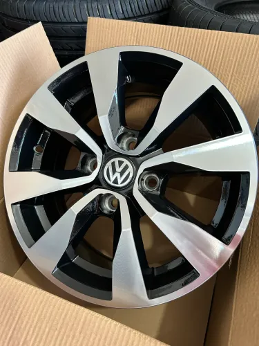 Rodas de liga leve VW novas r15 