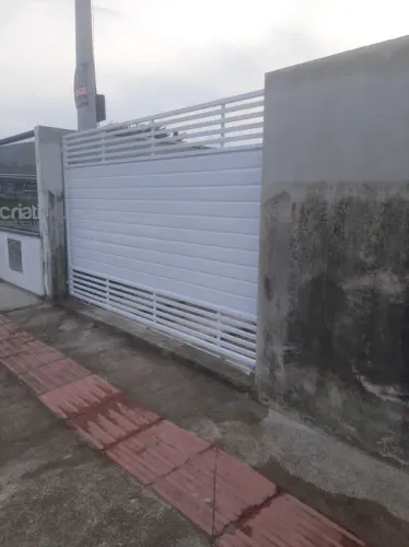Portão novo medidas 3.20x2.00 pintado