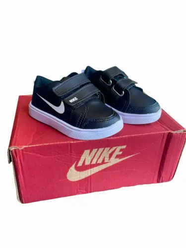 Nike Infantil Casual Preto - Estilo que Acompanha Cada Passo!