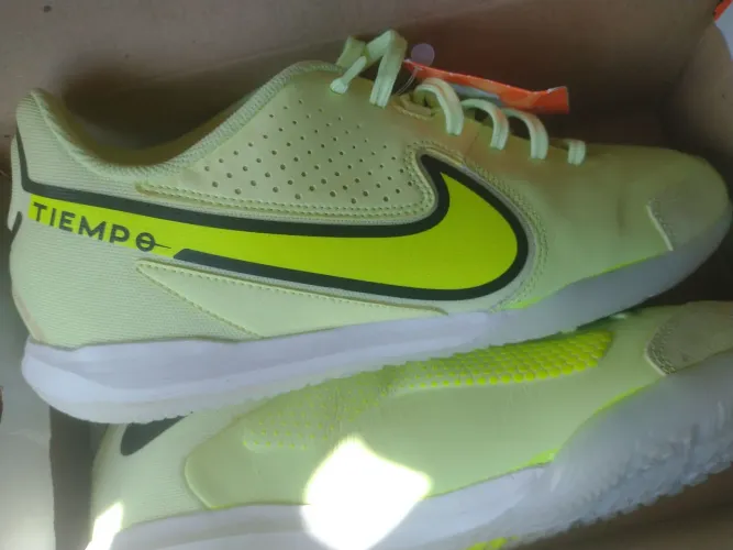 Chuteira da Nike futsal