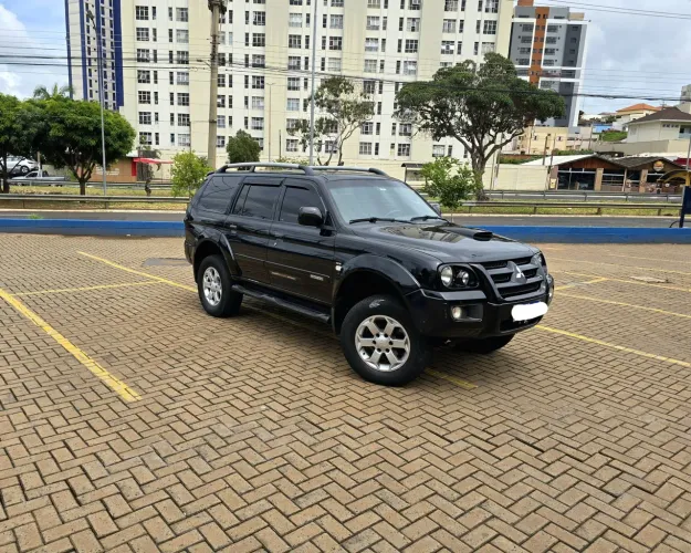 Mitsubishi Pajero Sport V6 Flex 4x4
