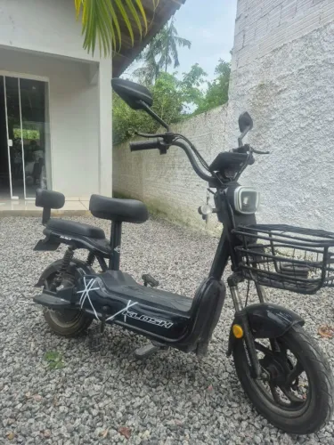 Scooter Elétrica Klosh 800W
