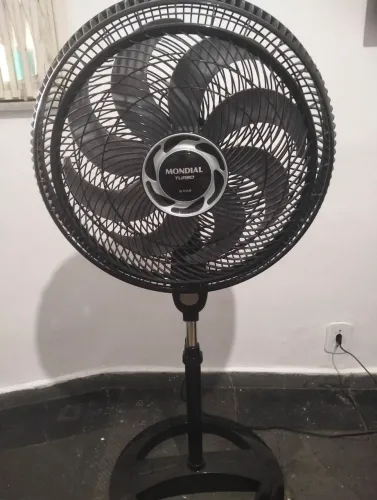 Ventilador de coluna Mondial Super Turbo