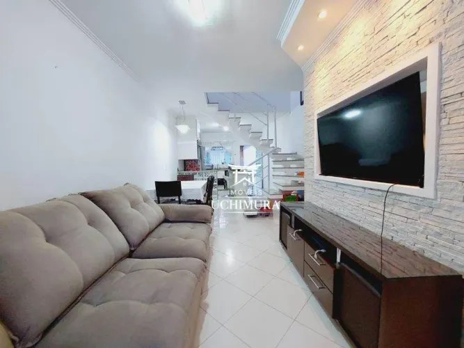 Sobrado com 2 dormitórios (2 Suítes), 3 vagas de garagem. Vila Esperança - São Paulo/SP