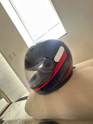 Capacete