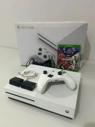 XBOX ONE S 1TB