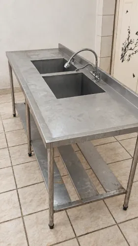 Pia Industrial em Inox 2 Cubas com Torneira - Estrutura Reforçada