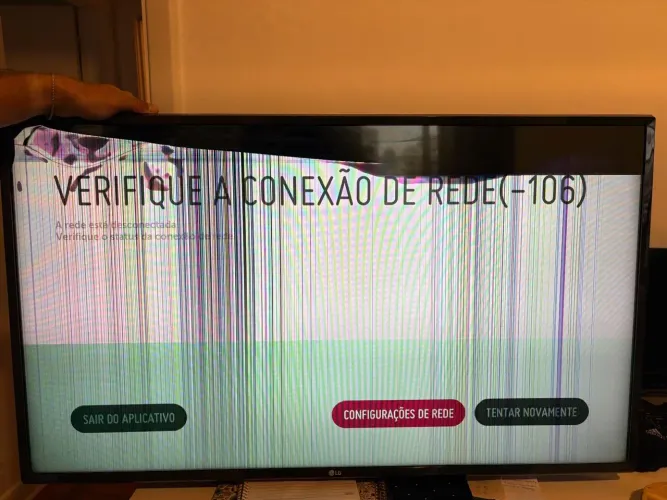 Smart TV 43 LG - Tela danificada