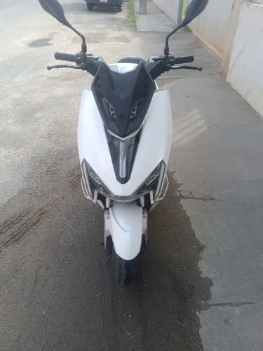 Moto 100% Elétrica Ev1 sport estilo pcx