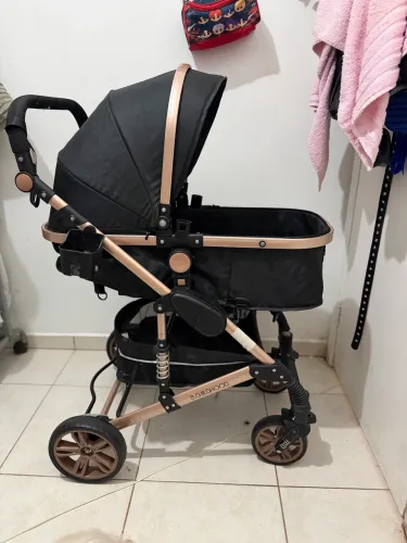 Vendo carrinho de Bebê