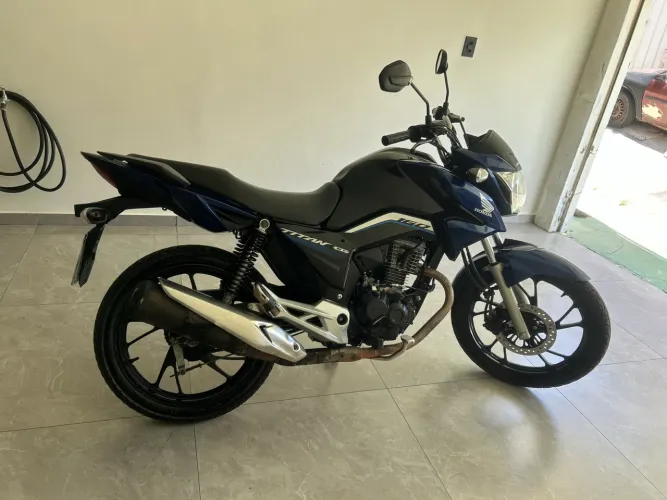 Titan 160 