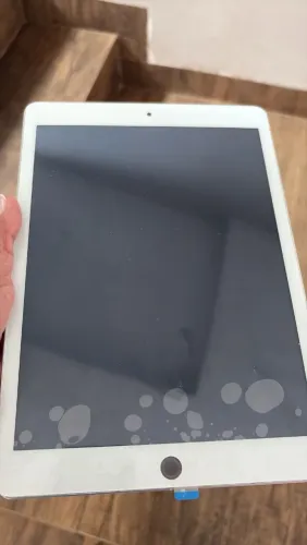 ipad 9ª Geração Semi Novo 64Gb R$1.300,00