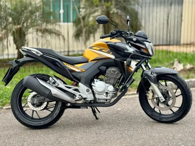 Vendo Honda CB250F