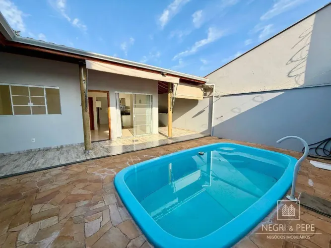 Casa térrea com 3 dormitórios (1 suíte) e piscina 170 m² - venda por R$ 890.000 - Nova Pir