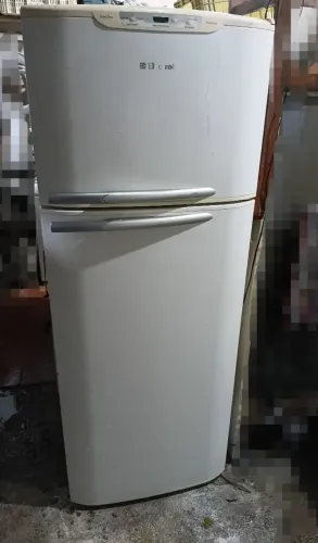 Geladeira Electrolux 650 reais entrego na região de Mauá nao cobro pra entrega