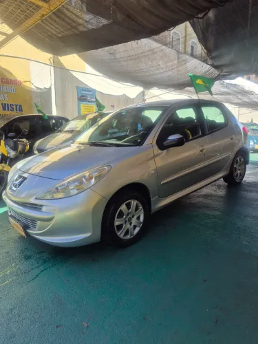 Peugeot 207 XR 1.4 Flex 8V 5P 2012