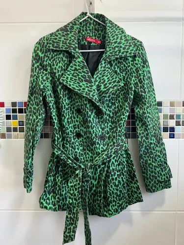 Casaco Talita Kume animal print verde P 