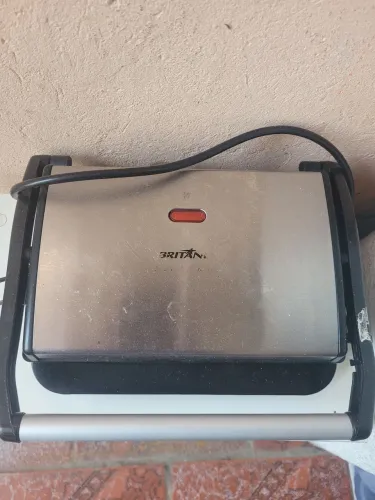 Vendo sanduicheira grill inox