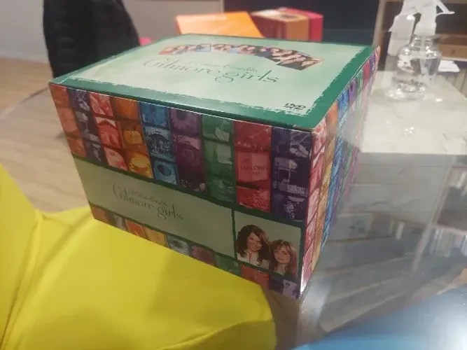 Box DVDs Gilmore girls - leia o anúncio