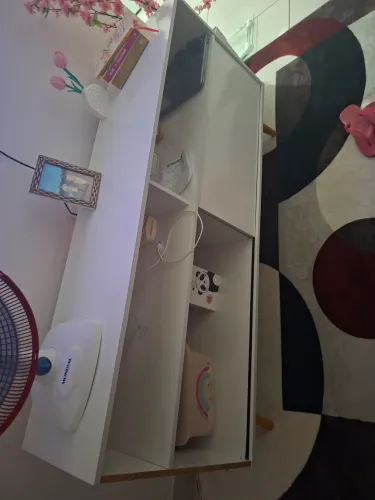 Rack para sala branca com pés