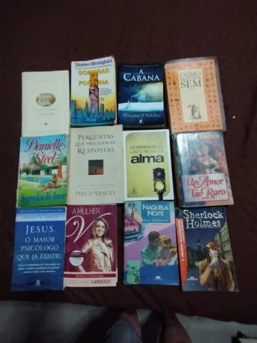 Livros no estado