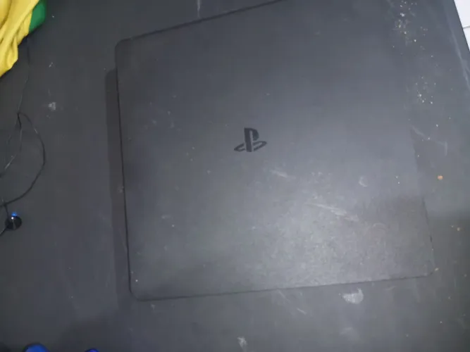 PlayStation 4 Slim 1 TB