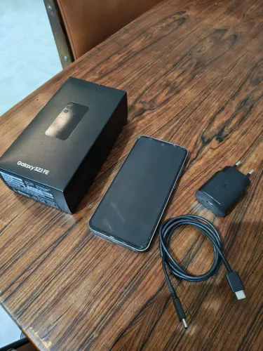 Galaxy S23 FE - 256gb