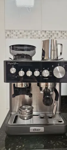 Cafeteira Espresso Oster