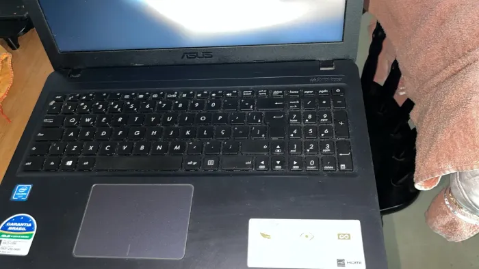 Notebook da asus semi novo