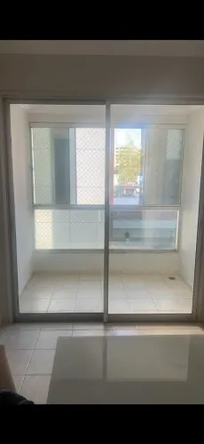 Porta de correr <br>Largura 2,05 Porta de correr