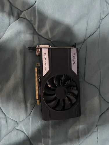 GEFORCE GTX 960 ESTRAGADA
