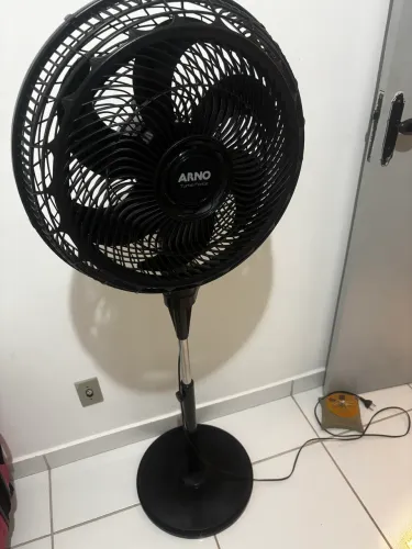 Ventilador Arno de coluna