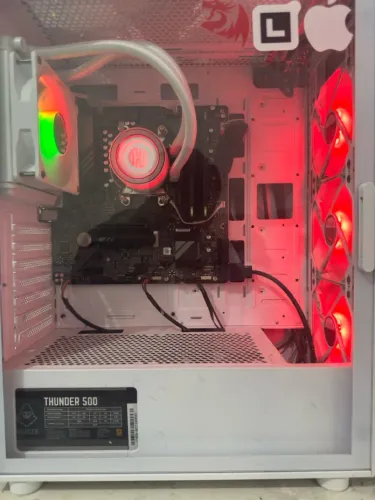 PC GAMER RYZEN 7 8700g