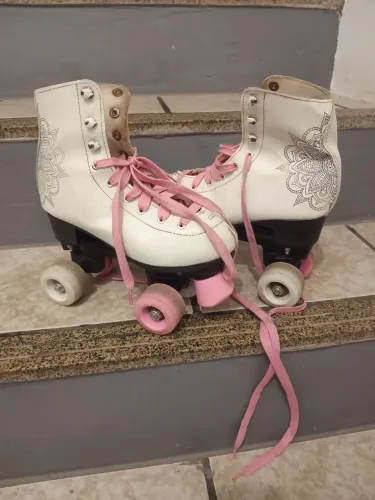 Patins Quad branco - número 33/34