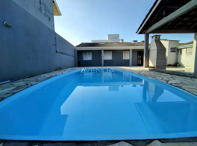 CASA com 3 dormitórios para alugar com 120m² por R$ 3.500,00 no bairro Balneário Riviera I