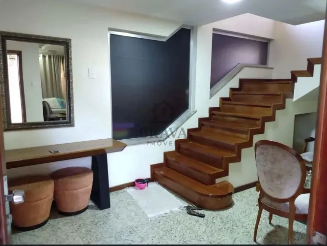 Casa com 4 quartos, Limoeiro, Volta Redonda - R$ 950 mil, Cod: 221