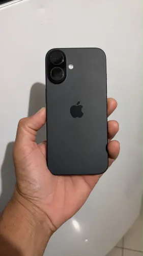 iPhone 16