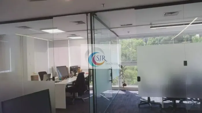 Conjunto para alugar, 175 m² na Bela Vista - São Paulo/SP