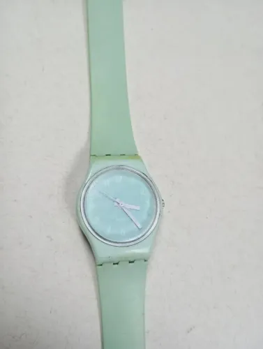 relógio swatch caricia verde ss09g101