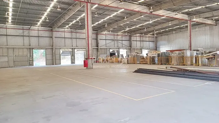 Galpão para aluguel com 1890 m² - Dentro de Condomínio Logístico - Pavuna - Rio de Janeiro