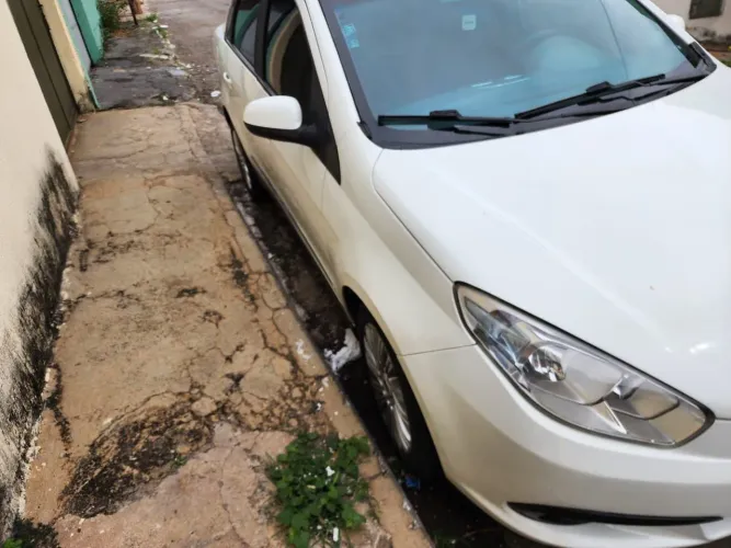 Fiat Grand Siena Essence 1.6 Flex 16V 2015