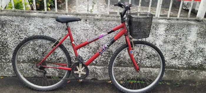 Bicicleta aro 26 com marcha