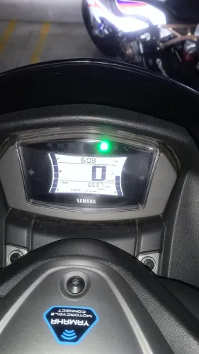 Scooter nmax, sem detalhes 