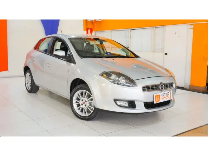 Fiat Bravo Essence 1.8 Flex 16V 5P 2012