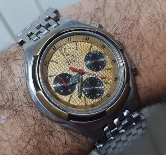 Relógio antigo GUESS conografo original