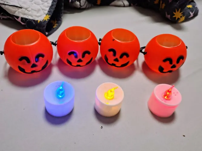 abóboras e velinhas de halloween